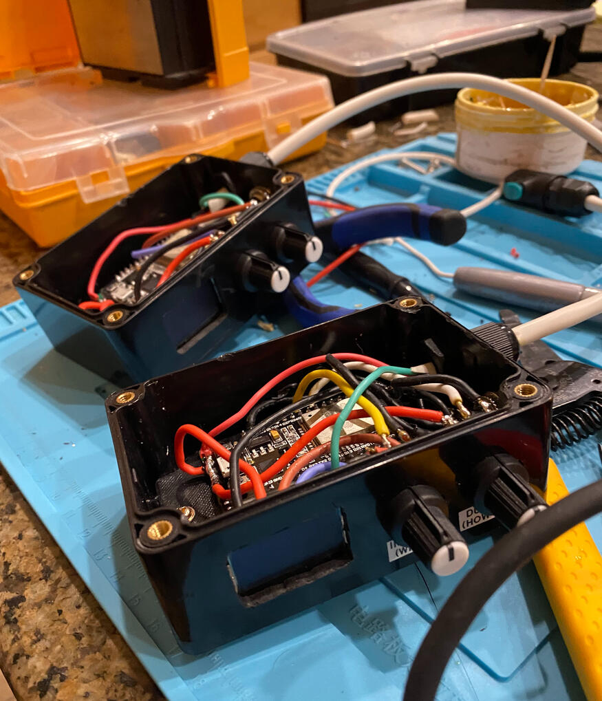 Custom Fog Machine controllers / timers - Arduino, ESP32 Custom Fog Machine controllers / timers - Arduino, ESP32